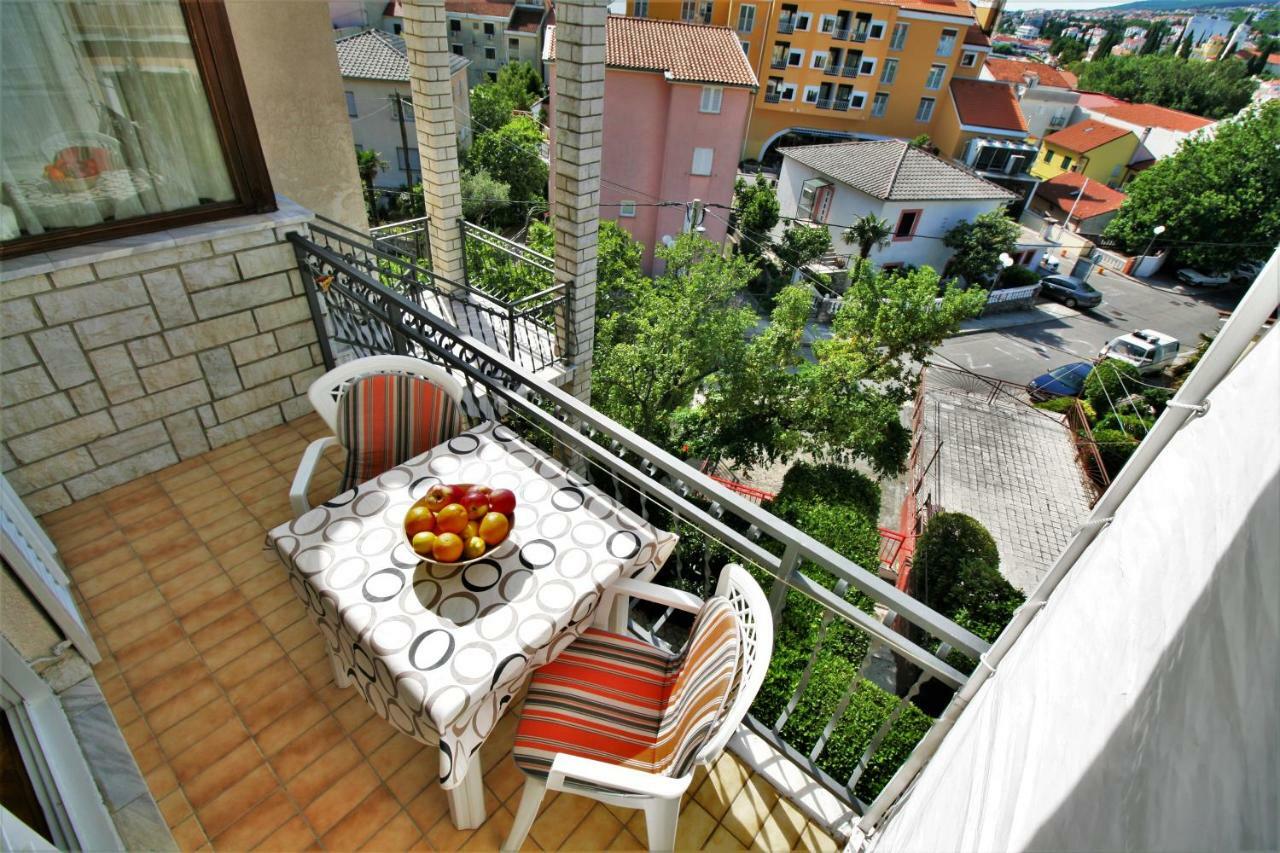 Apartments Lonzor Selce Exterior photo